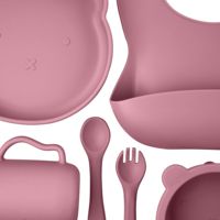 Ensemble d'assiettes en silicone YLA en gros, style ours, avec assiette, bol, cuillère et bavoirs en silicone pour bébés