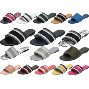 Chaussures de créateur de marque de luxe pour femme, tendance mode, décontractées, avec soutien de la voûte plantaire, respirantes, toutes saisons (automne, été, hiver) - Product Image 1