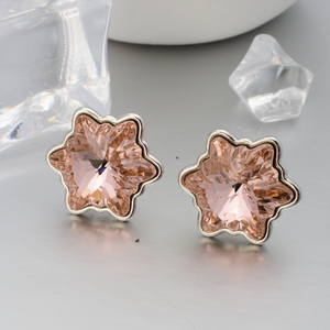Boucles d'oreilles papillon en cristal de haute qualité, grandes, en argent sterling plaqué or, style bohème, avec griffes de chandelier et strass - Product Image 5