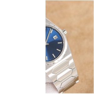Reloj automático con esfera azul plateada y caja geométrica, reloj de vestir informal con pulsera de acero inoxidable para hombre - Product Image 1