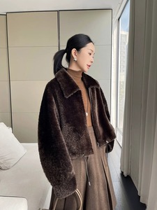 Manteau court décontracté en fourrure pour femme, élégant, en véritable peau de mouton et fourrure d'agneau - Product Image 5