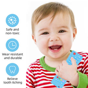 Anneau <span class=keywords><strong>de</strong></span> dentition télécommande pour bébé en silicone <span class=keywords><strong>de</strong></span> qualité alimentaire sans BPA, souple, pour l'apprentissage, jouet télécommande TV pour bébé et tout-petit, usine ODM OEM personnalisée - Product Image 4