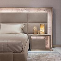 Italienisches Luxuriöses Modernes Schlafzimmer-Doppelbett Hochwertiges Villen-Lederbett mit Breitem Kopfteil