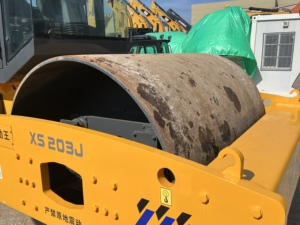 Good Condition <b>Used</b> XS203J 20Ton Vibratory <b>Road</b> <b>Roller</b>, Complete Hydraulic System, Reliable Second‑hand Compactor . - Product Image 3