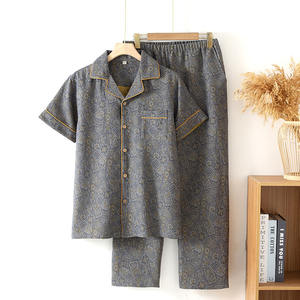 Pijamas de <span class=keywords><strong>hombre</strong></span> de algodón 100% directamente de fábrica, conjunto de <span class=keywords><strong>pijama</strong></span> informal de dos piezas, venta al por mayor, cuello de solapa, Top de manga corta, logotipo personalizado - Product Image 3