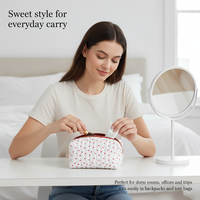 Pochette de rangement cosmétique en coton matelassée à motif lettres, portable, mini, personnalisée, avec fermeture éclair, pour sac de voyage - Collection Royal Fair