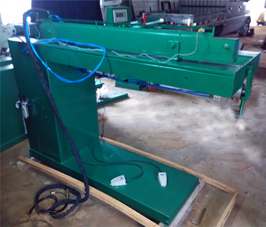 Machine de soudage pneumatique pour tuyaux circulaires en acier inoxydable - Product Image 3