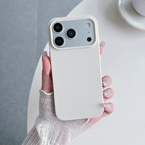 Funda Compatible con iPhone 17, Funda Protectora Antigolpes para iPhone 17 Pro, Funda Mate Suave Color Caramelo con Orificios Grandes - Product Image 5