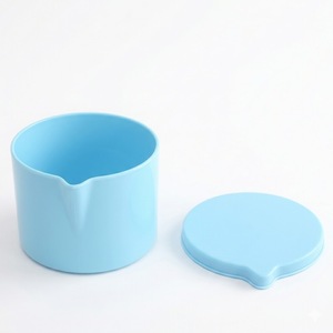 Campioni gratuiti: Barattolo in <span class=keywords><strong>latta</strong></span> <span class=keywords><strong>per</strong></span> candele, contenitore rotondo in metallo vuoto <span class=keywords><strong>per</strong></span> <span class=keywords><strong>olio</strong></span> da massaggio, 4OZ 8OZ, nero opaco, con beccuccio versatore - Product Image 2