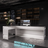 Bureau d'accueil créatif et moderne de style conteneur maritime pour café et bureau innovant