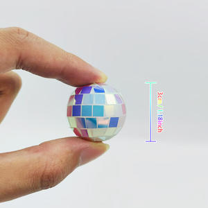 Vente <span class=keywords><strong>en</strong></span> gros d'usine, boules miroir <span class=keywords><strong>en</strong></span> plastique écologiques <span class=keywords><strong>de</strong></span> 3 cm, mosaïque disco, patch coloré pour animaux <span class=keywords><strong>de</strong></span> compagnie, dégradé, pour la décoration <span class=keywords><strong>de</strong></span> fête <span class=keywords><strong>de</strong></span> Noël - Product Image 2