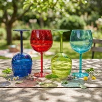 Verre à vin rouge transparent en acrylique incassable de 550 ml avec logo personnalisé pour bar