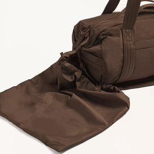 <span class=keywords><strong>Sac</strong></span> <span class=keywords><strong>de</strong></span> voyage matelassé et rembourré pour femme, style <span class=keywords><strong>bowling</strong></span>, tendance, souple, avec bandoulière réglable, idéal pour la gym et l'usage quotidien - Product Image 6
