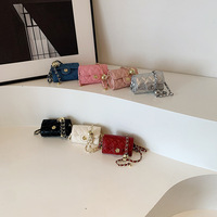 Sac à main matelassé mini pour femme avec chaîne, petit sac de luxe compact, pochette de soirée pour filles, sac à main tendance pour femme pour le quotidien