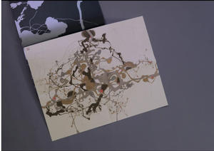 Folio d'artiste Mino papier noir Manila Hawk couverture en flanelle noire avec double rainure en V et sérigraphie argentée reliure cousue d'archives - Product Image 5