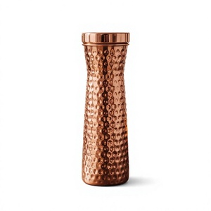 Botella de Agua de Cobre al por Mayor, Acabado Martillado, Diseño Moderno, Portátil, para Uso Doméstico - Product Image 1