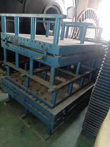 יד שנייה רגיל 1210 משטח מכה תבניות בשימוש מפותבת palet - Product Image 2