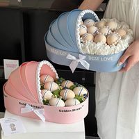 Boîte cadeau florale pour berceau de nouveau-né en carton rigide avec matériaux recyclés, doublure en éponge, emballage gaufré pour fleuriste, cadeau artisanal