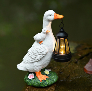 Statues de canards de jardin pour la famille, lanterne solaire extérieure, idéale pour la décoration de jardin et de cour - Product Image 3