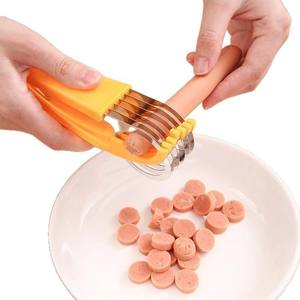 Cortador manual de acero inoxidable al por mayor en stock, rebanador de salchichas, separador de frutas, herramienta para cortar plátanos, cortador de verduras con cuchilla - Product Image 4