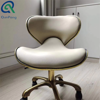 Qunpeng Salon Gold Base Styling Metall hocker Beauty Chairs Verstellbare Pediküre Maniküre Hocker Drehbare Friseurs tühle mit Rad