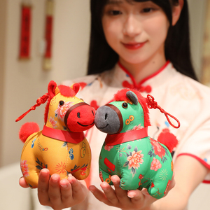 Porte-clés et breloque de sac Mascotte Cheval dansant Dragon Phénix, Meilleure vente, Année du Cheval 2026, Cadeau, Vente en gros - Product Image 3