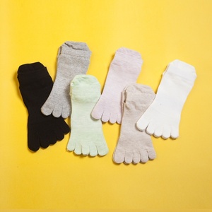S030906JY <span class=keywords><strong>Chaussettes</strong></span> pour hommes en pur coton, style japonais, mi-mollet, avec logo, fines, en coton peigné, technique tricotée, pour automne, printemps, été - Product Image 2