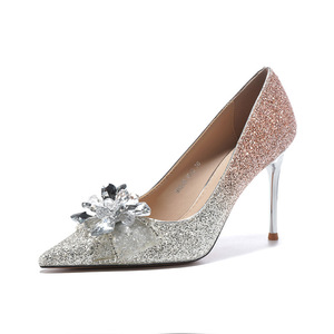 Zapatos de Novia con Tacón de Aguja y Punta Puntiaguda, Decoración de Cristal, Forro de Satén, Tendencia de Moda, 8 cm de Altura - Product Image 5