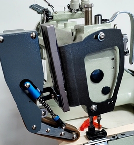 Machine à coudre à point noué à aiguille simple informatisée à lit plat RONMACK RM-190T pour l'usine de confection - Product Image 4
