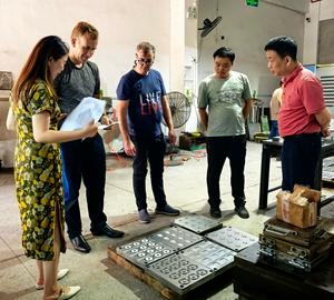 低价定制压铸模具定制硅橡胶模具专为金属钢铝高品质模具设计 - Product Image 3