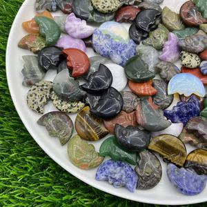 Offre Spéciale : Pierre de Quartz Cristallin Facettée en Forme de Lune, 3 cm, Plusieurs Matériaux Disponibles, Taille Personnalisable Acceptée, Envoi Aléatoire - Product Image 3