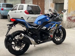 Motocicleta Deportiva Kawasaki Ninja <span class=keywords><strong>250</strong></span> Usada, Motor de Gasolina de 250cc Refrigerado por Agua, Apta para Principiantes, Ideal para Desplazamientos Diarios - Product Image 5