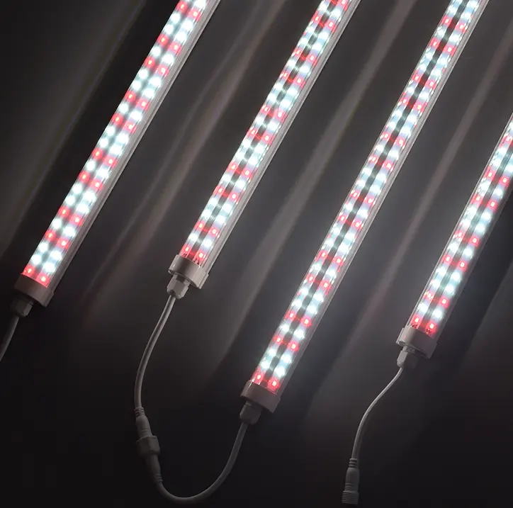 T8 Grow Light Plantes d'intérieur haute luminosité LED à spectre complet LED T8 Tubes