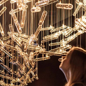 Suspension en tube <span class=keywords><strong>de</strong></span> verre <span class=keywords><strong>de</strong></span> <span class=keywords><strong>luxe</strong></span> Grand lustre en verre moderne en gros pour haut plafond Suspension en verre moderne - Product Image 2