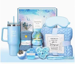 Panier-cadeau de soins personnels pour femmes, pour l'anniversaire ou la fête des mères, avec gobelet isotherme en acier inoxydable de 40 oz, parfum vanille, et un cadeau en flanelle de luxe - Product Image 3