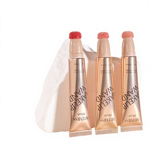 Cosméticos Transfronterizos: Barra de Colorete Líquido de Doble Uso para Labios y Mejillas con Aplicador de Esponja Tipo Pluma Iluminadora 50ml Comercio Exterior - Product Image 1