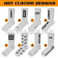 Vente chaude Logo Jacquard Personnalisé Blanc Noir Hommes Tube Coton Chaussettes De Sport Sox Crew Sport Chaussettes Stock Lot
