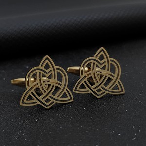 Broches personnalisées en métal plaqué or et argent, style européen, pour femmes et hommes, broches en métal pour vêtements - Product Image 2