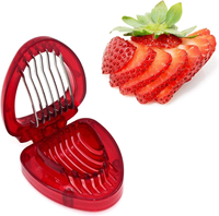 Handmatige roestvrijstalen aardbeien snijder & -slicer, milieuvriendelijk plastic keukenhulpje voor fruit & groenten
