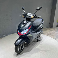 Scooters électriques à longue portée pour adultes 3kw Ckd Frein à disque 2 roues Velo Dual Motor Electro Motorcycles