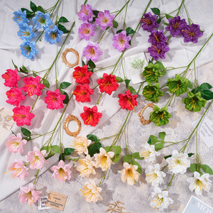 Fleurs artificielles de mariage en soie, lotus réalistes, décorations pour allée de mariage, pour salle de mariage - Product Image 1