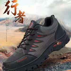 Nouvelles chaussures de randonnée d'extérieur pour le tourisme, chaussures de sport décontractées chaudes et antidérapantes pour hommes, chaussures basses en coton, baskets pour hommes, hiver - Product Image 4