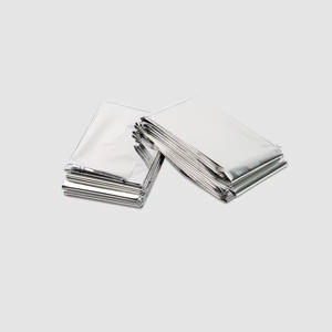 Couverture Thermique Réfléchissante d'Urgence Double Face en Feuille d'Aluminium Imperméable pour la Survie en Extérieur et la Protection Contre le Froid - Product Image 1