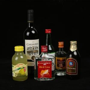 Étiquette adhésive personnalisée en papier spécial BOPP estampée à chaud avec feuille d'or pour bouteilles de boissons, vin et tequila, idéale pour les petites séries - Product Image 1