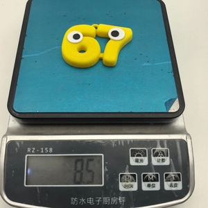 Porte-clés drôle Six Seven 67, porte-clés Meme 6-7, dictons populaires, expressions populaires amusantes, accessoire pour sac à dos - Product Image 4