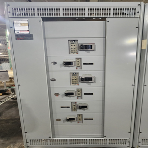 Nuevo <span class=keywords><strong>controlador</strong></span> de programación PLC 5000 SWITCHBOARD 480Y277 3o 4W <span class=keywords><strong>SB3</strong></span> disponible en stock. - Product Image 1