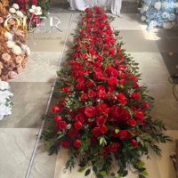 Décoration florale de luxe personnalisée en soie pour arche de mariage et allée, avec rangée de fleurs au sol et boule de fleurs pour table
