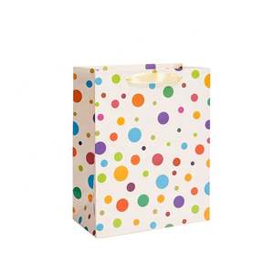 ถุงกระดาษช้อปปิ้งคุณภาพสูง รีไซเคิล เป็นมิตรกับสิ่งแวดล้อม สำหรับบรรจุภัณฑ์เครื่องสำอาง - Product Image 1