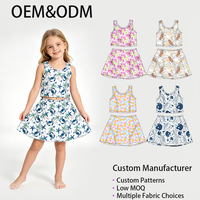 Nouveauté : Ensemble d'été décontracté pour bébés et jeunes enfants, comprenant un haut court sans manches à col rond et une jupe évasée à taille élastique, en tissu doux de haute qualité.