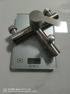 Robinet de <span class=keywords><strong>douche</strong></span> mural moderne en nickel brossé, <span class=keywords><strong>mitigeur</strong></span> de baignoire à poignée unique avec inverseur, finition en acier inoxydable pour salle de bain - Product Image 1